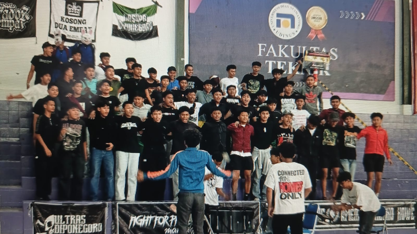 Supporter Chant Clash